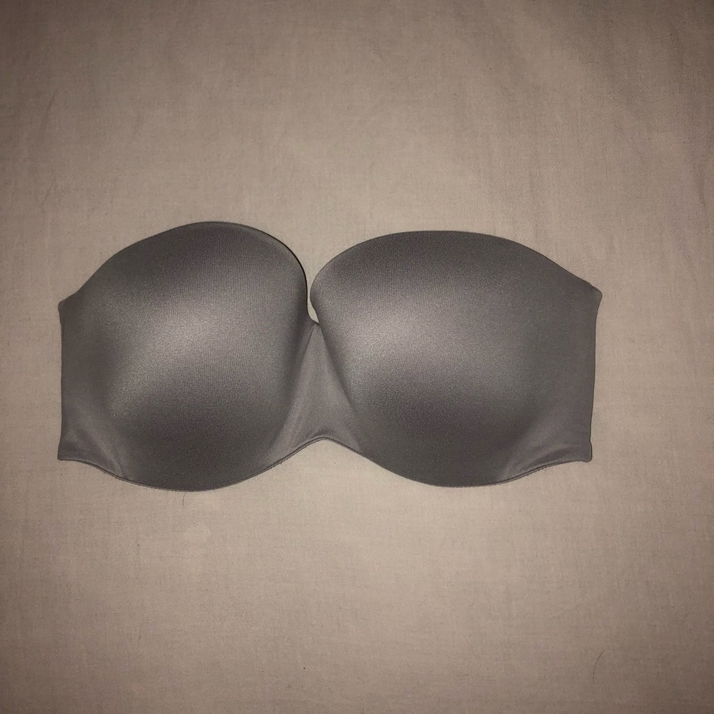 BODY BY VICTORIA STRAPLESS BRA